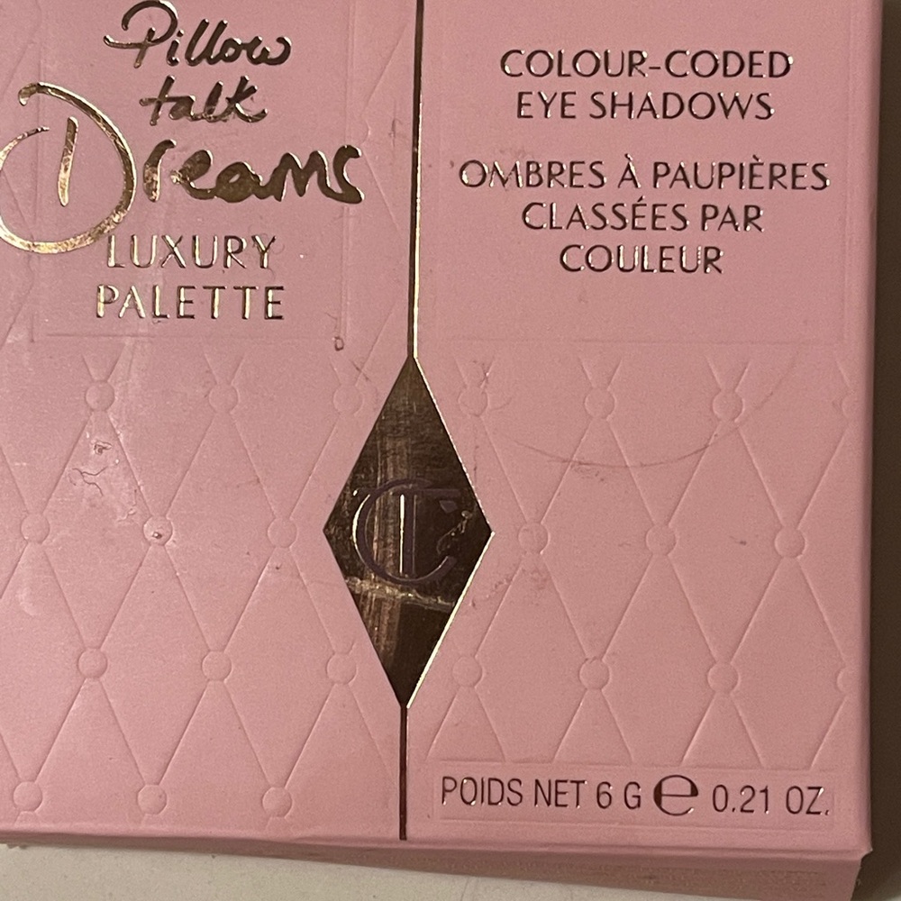 Charlotte Tilburg pillow talk dreams eyeshadow palette